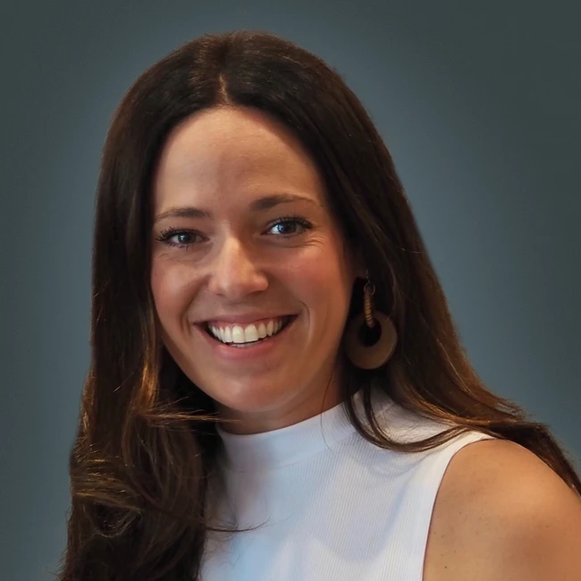 Leah Sweeney headshot